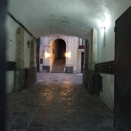 Space 108 Catania Bagian luar foto